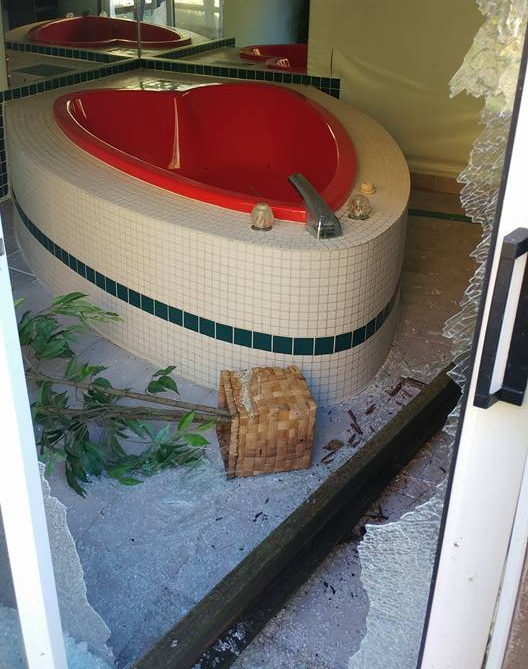 Castlewood Inn & Suites (Best Western Tony Londons, Tony Londons Roadhouse) -  From A Lucas On Facebook (newer photo)